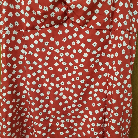 Red floral sundress - Picture 2 of 2